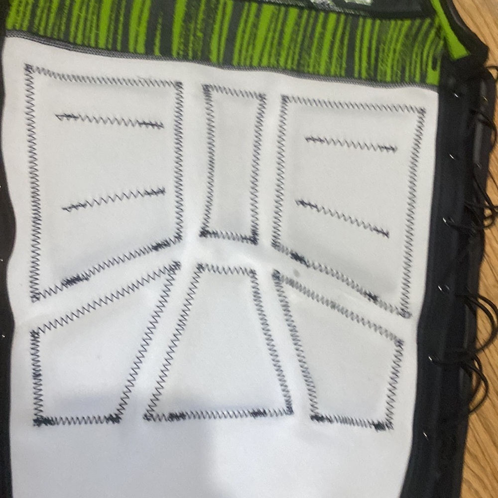 Ten80 three wakeboarding vest. - Picture 3 of 12